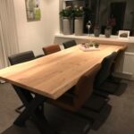 Eiken boomstam tafel